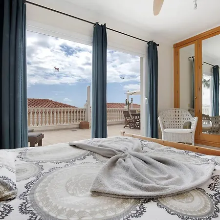 Holiday home Casa Bella